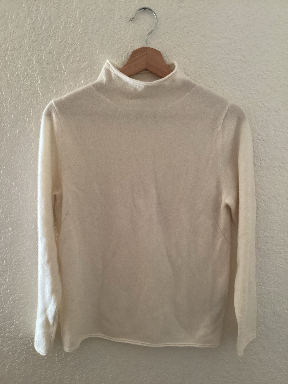 Zadig & Voltaire offwhite cream mock neck sweater cashmere